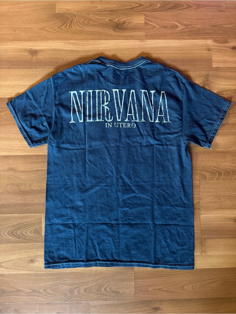 🆕 NIRVANA In Utero Navy Short Sleeve Graphic Pigment Dye Tee - Picture 7 of 8